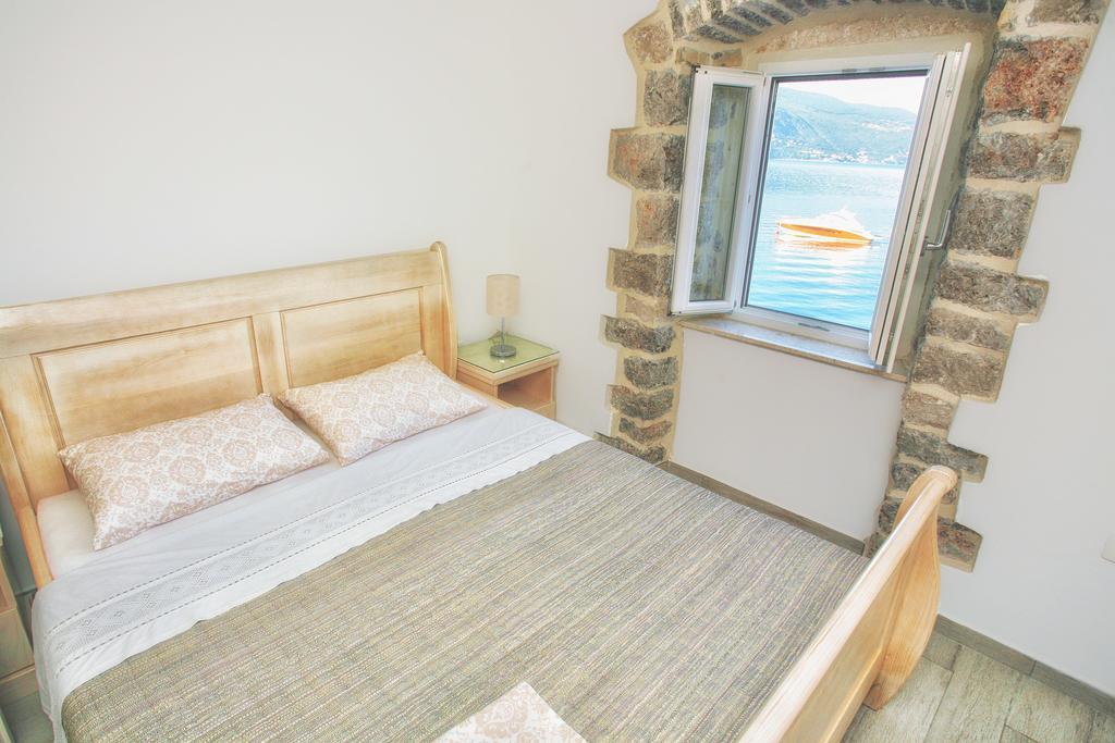 Apartments Barizon Luštica Exterior photo