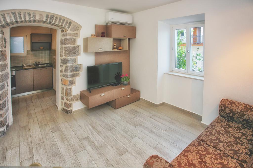 Apartments Barizon Luštica Exterior photo