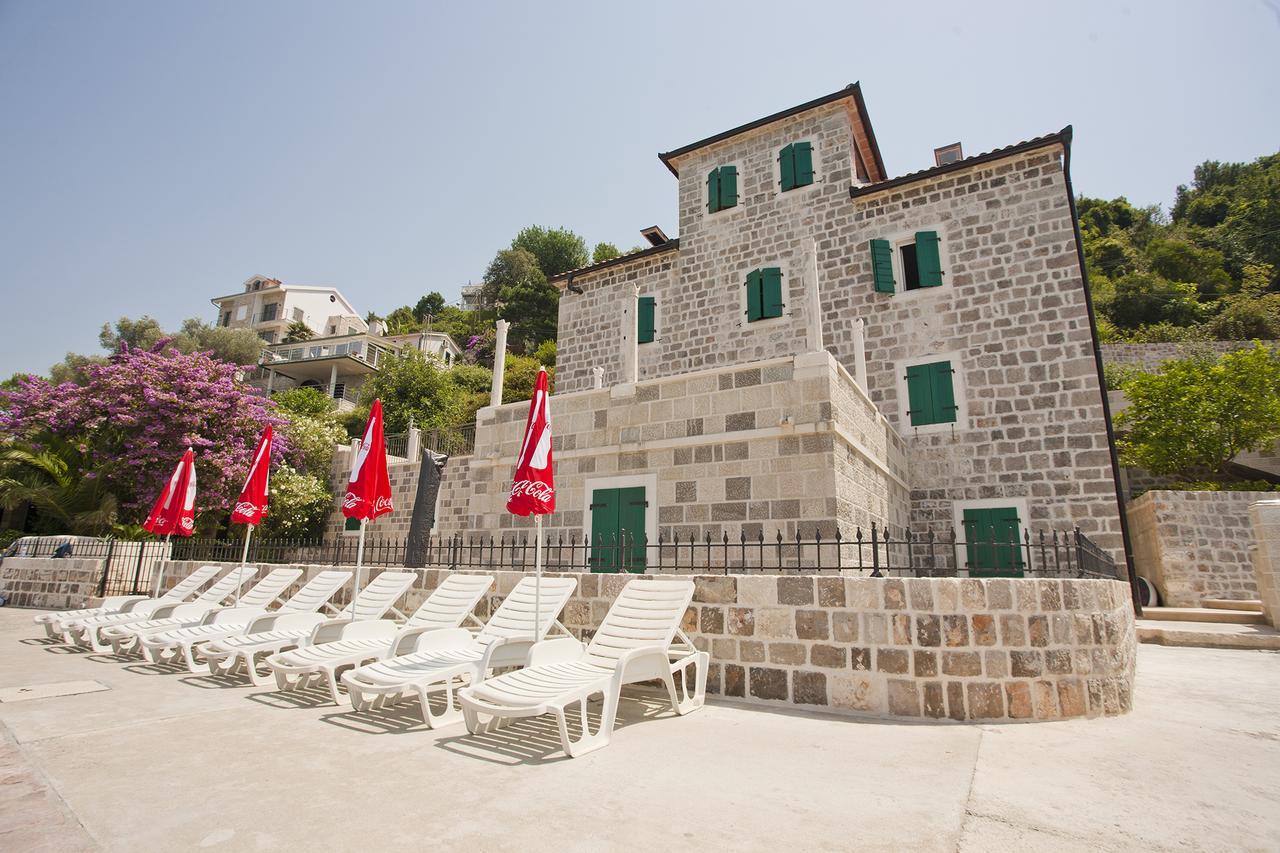 Apartments Barizon Luštica Exterior photo